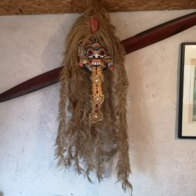 Masque de théatre balinais...